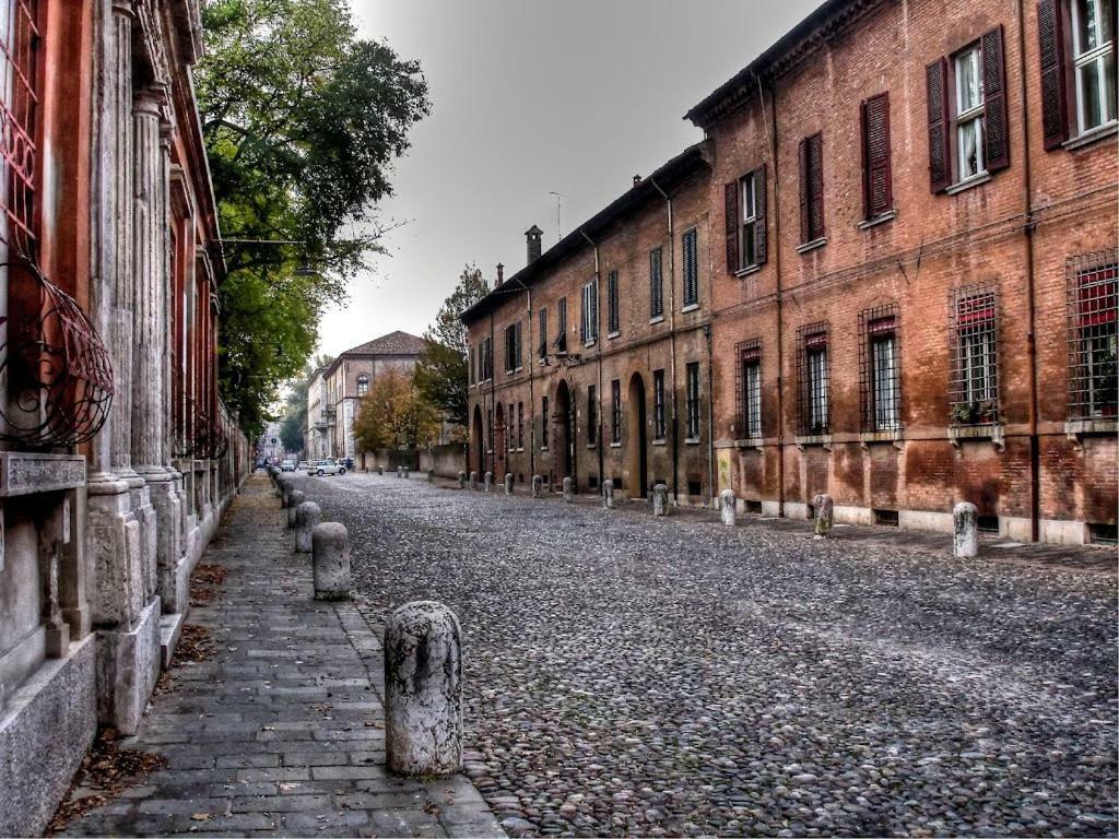 B&B Lefarfalle Ferrara Exterior photo